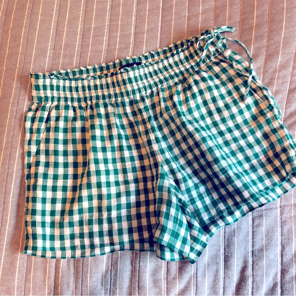 J Crew green and white gingham linen shorts, size xs